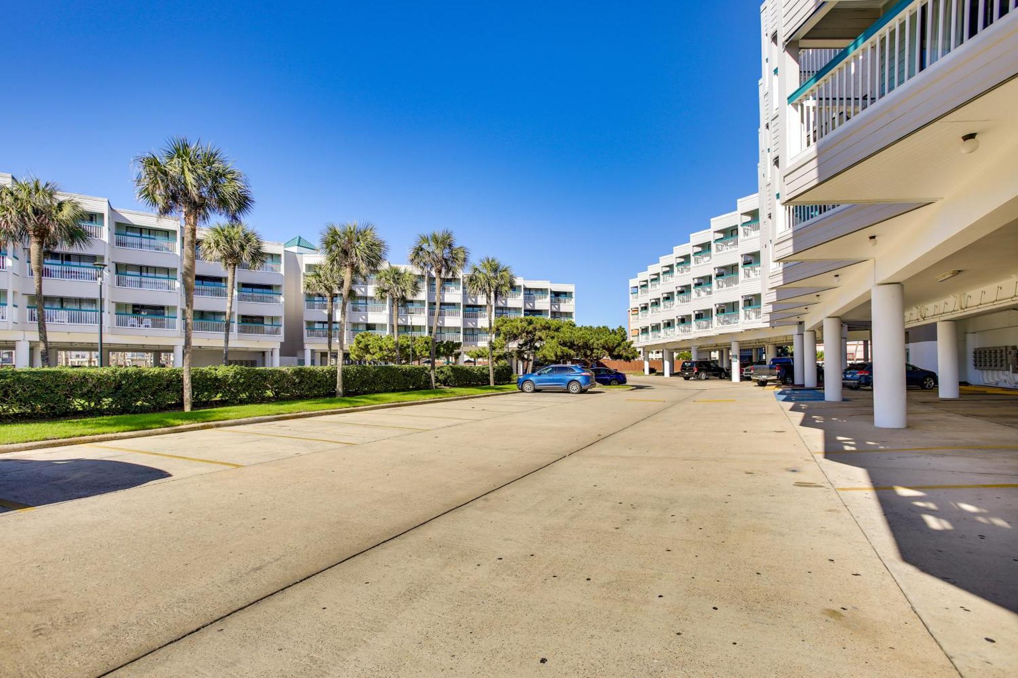 Galveston Retreat With Balcony And Gulf Views! Daire Dış mekan fotoğraf